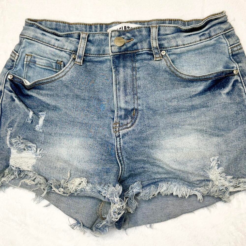 Disclosure size 9 shorts levis